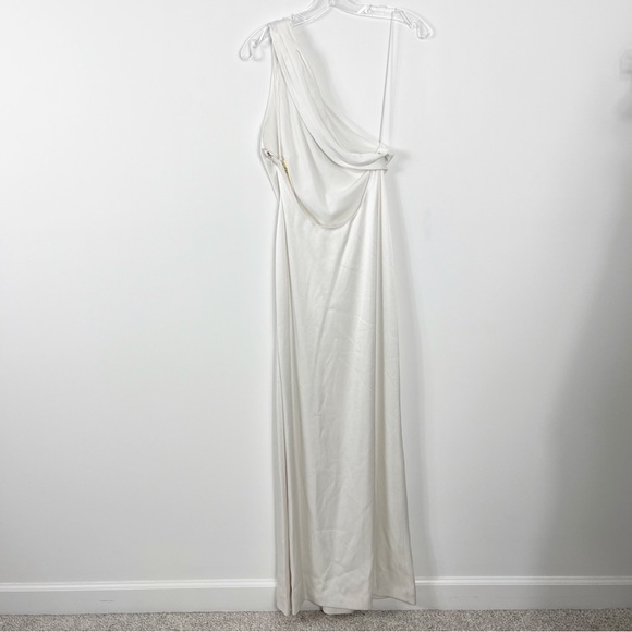 Alice + Olivia Paulette One Shoulder Satin Crepe Fitted Gown 8 NWT Off White - Picture 12 of 15